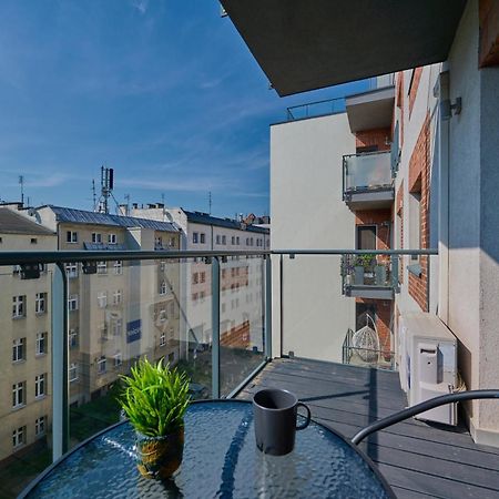 Stylish Kosciuszki Apartaments Near The Market Square With Free Garage Wroclaw By Noclegi Renters Εξωτερικό φωτογραφία