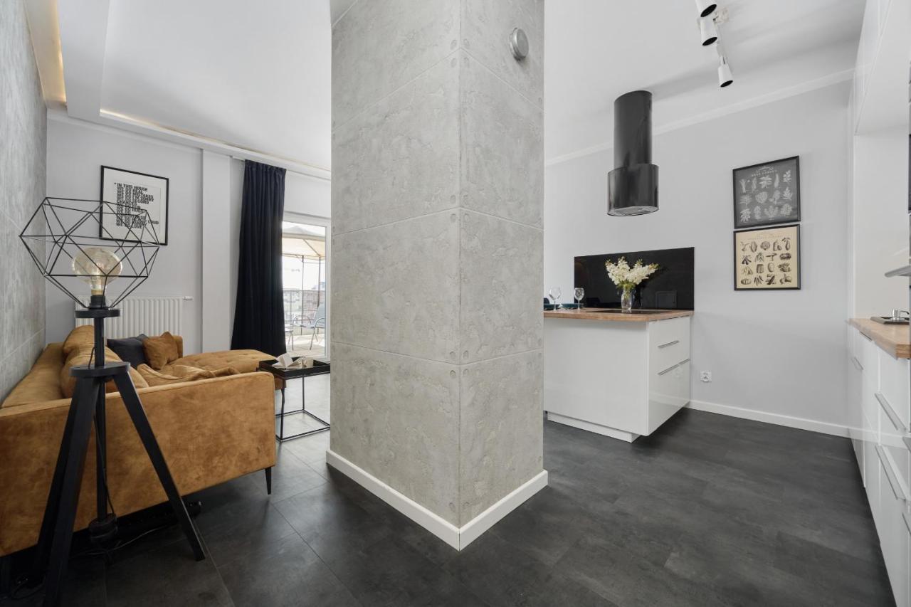 Stylish Kosciuszki Apartaments Near The Market Square With Free Garage Wroclaw By Noclegi Renters Εξωτερικό φωτογραφία