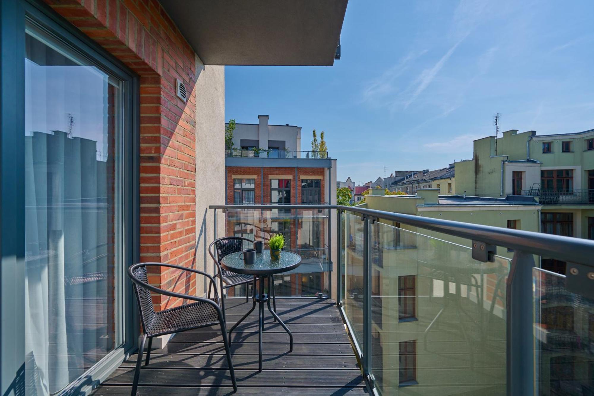 Stylish Kosciuszki Apartaments Near The Market Square With Free Garage Wroclaw By Noclegi Renters Εξωτερικό φωτογραφία
