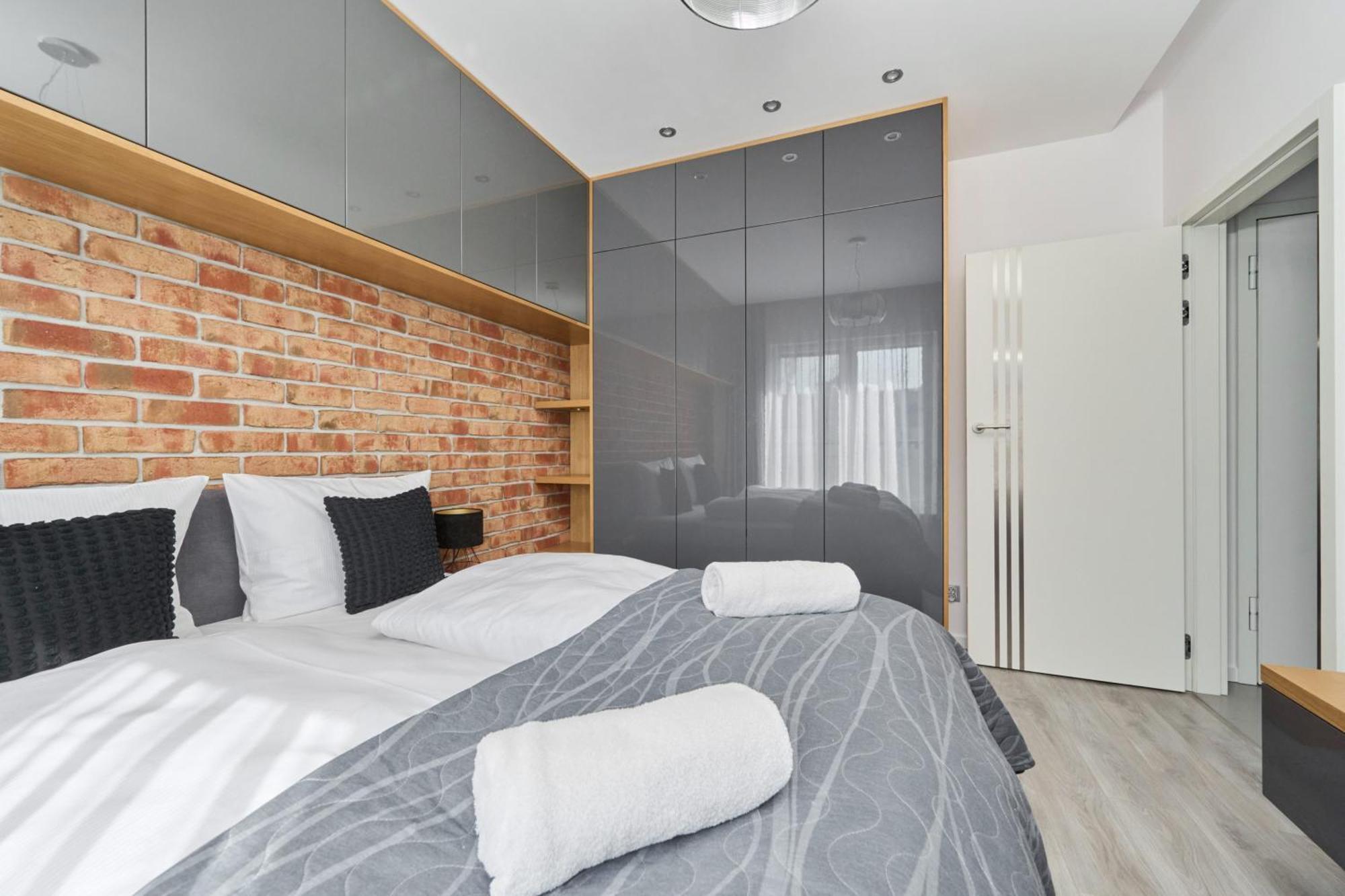 Stylish Kosciuszki Apartaments Near The Market Square With Free Garage Wroclaw By Noclegi Renters Εξωτερικό φωτογραφία