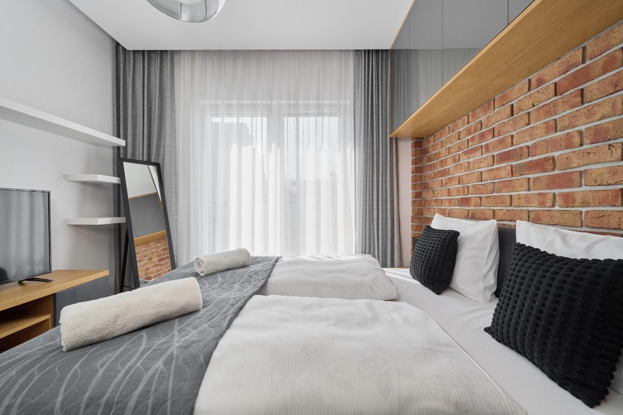 Stylish Kosciuszki Apartaments Near The Market Square With Free Garage Wroclaw By Noclegi Renters Εξωτερικό φωτογραφία